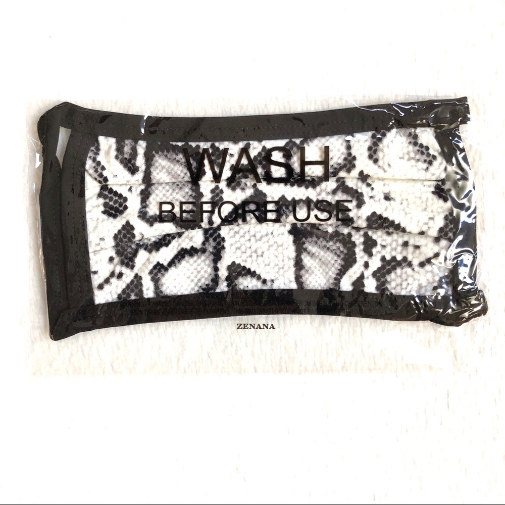 ❤️ 5 for $15 Zenana Snakeskin Print Cotton Face Mask - Picture 5 of 8